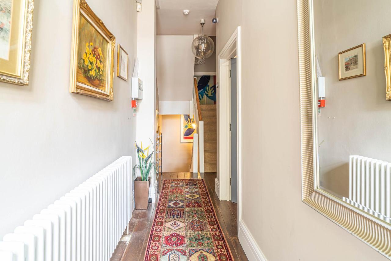 House Close To Kings Cross Лондон Экстерьер фото